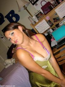 Pree teen thong model